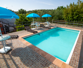 Villa con piscina - la panchina