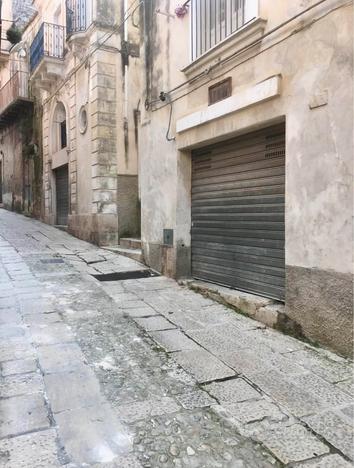 Garage a Ragusa Ibla - Via XI Febbraio