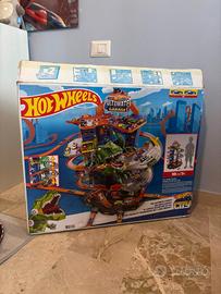 Hot Wheels Ultimate Garage