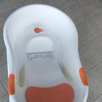 Vaschetta da bagno neonato con supporto