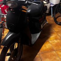 Scarabeo 50cc aprilia