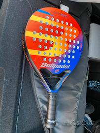 Racchetta padel