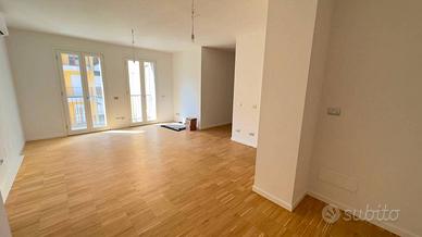 Immobile di 94 m² a Piacenza