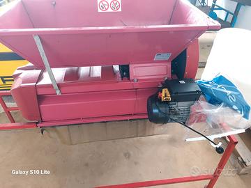 Diraspatrice  elettrica carrellata (uva e frutta )