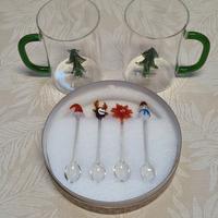 Tazze e cucchiaini natalizi in vetro WD Lifestyle