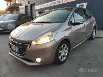 Peugeot 208 1.4 HDi 68 CV 5 porte Active