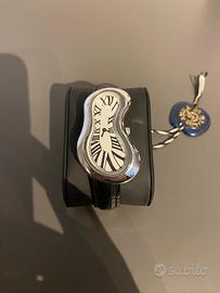 Orologio al quarzo in stile salvador dalì