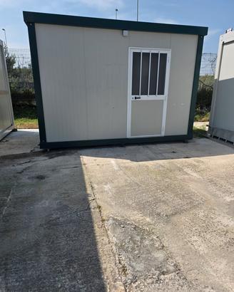 Monoblocco container abitativo 4x2 con bagno 