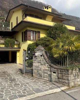 VILLA SINGOLA A SARNICO