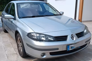 auto Renault Laguna GPL buono stato full optional