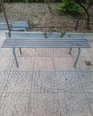 PANCHINA DA GIARDINO