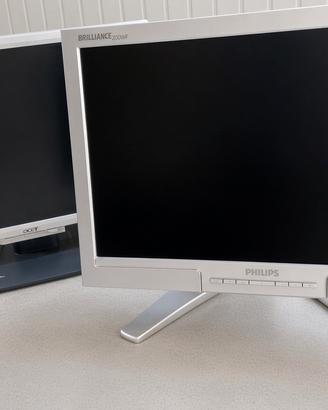 Coppia monitor Philips 20" + Acer 22"