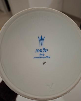 vaso in porcellana ANCAP con coperchio.