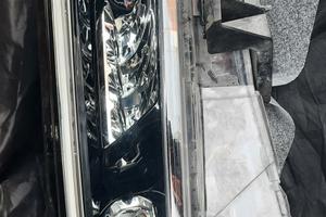 faro anterire sn Quashquai  j11 2018