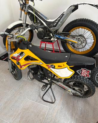 Minimoto Lem 50