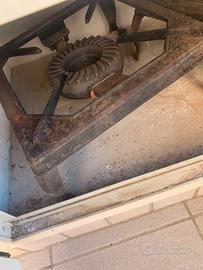 Due Fornelli a gas in ghisa 40x40 cm