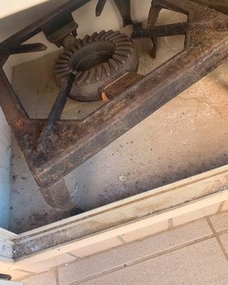 Due Fornelli a gas in ghisa 40x40 cm