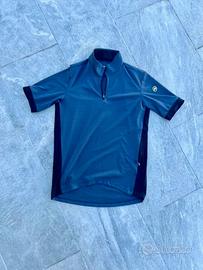Maglia sportiva