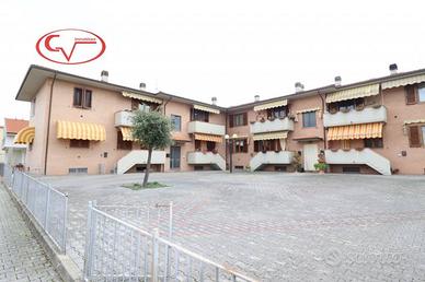 Appartamento di 83 m² con 4 locali e box auto a Mo