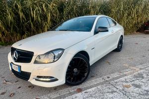 Mercedes Benz Classe C W204 coupè
