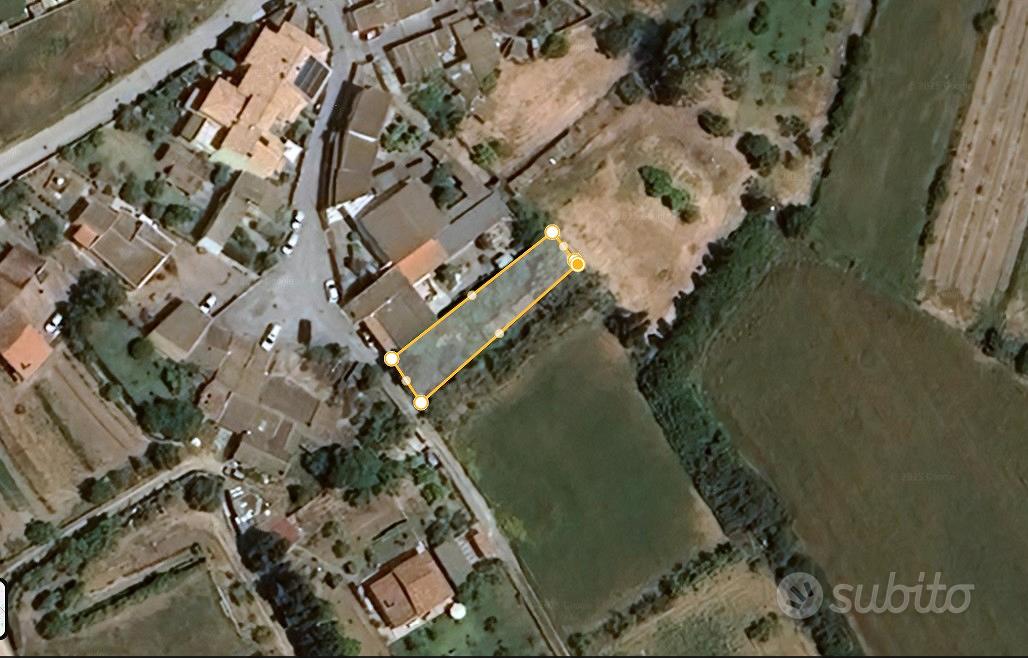Terreno edificabile e,in adiacenza, terreno agrico - Vista 2