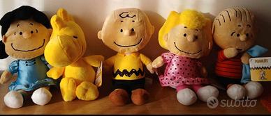 Peanuts: Sally, Linus, Charlie Brown, Lucy, Woodst