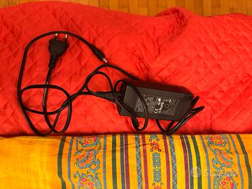 Caricabatterie monopattino elettrico