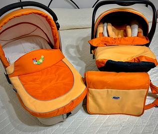 Carrozzina/ovetto completo