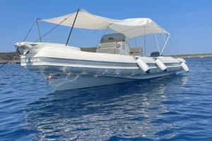 Jokerboat Clubman 26 con Yamaha 300