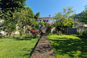 VILLA SINGOLA A VENTIMIGLIA