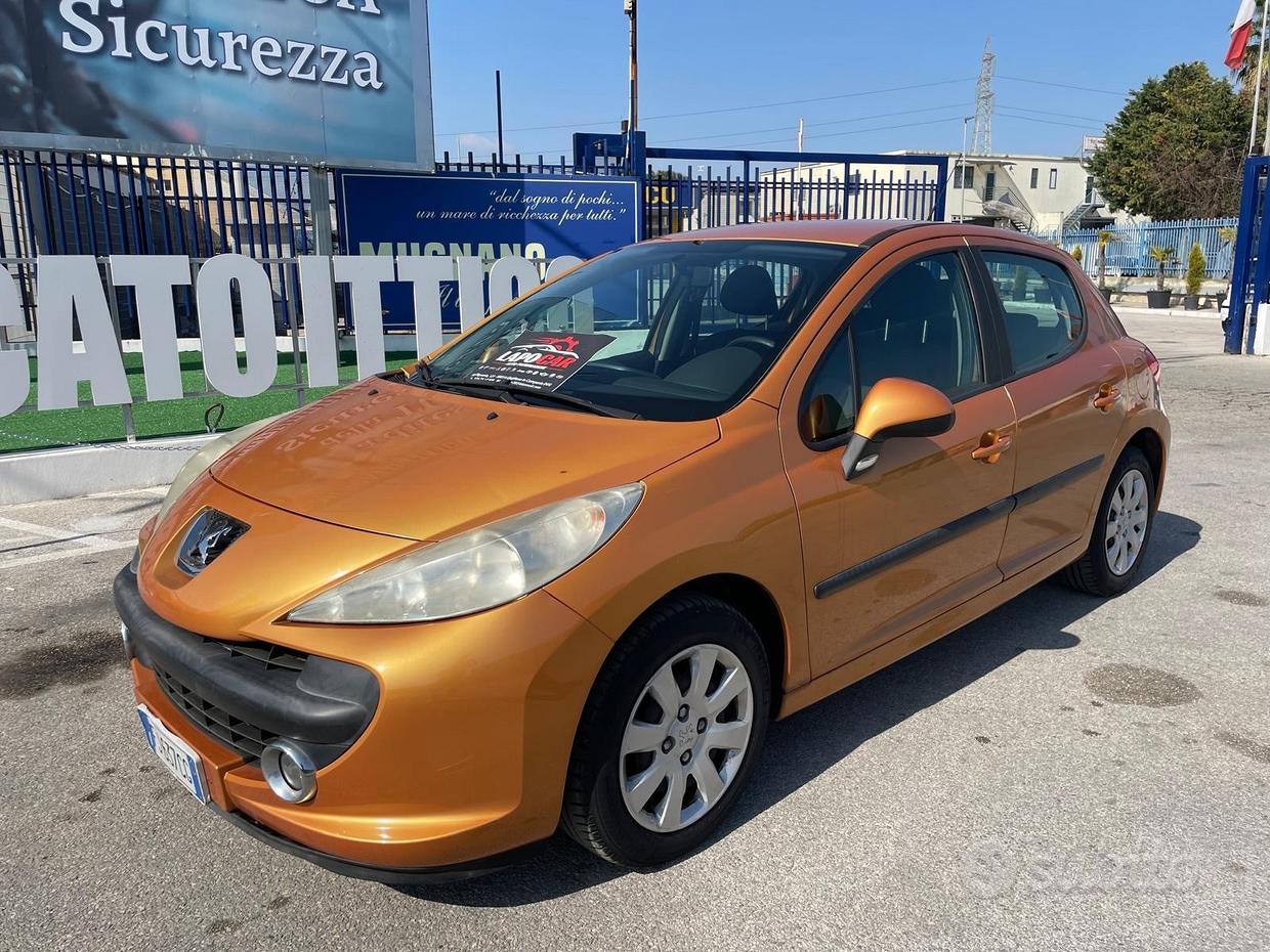 PEUGEOT 207