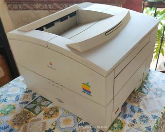 stampante LaserWriter Pro Apple anno 1993