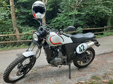 Suzuki DR 650 Special scrambler