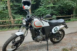 Suzuki DR 650 Special scrambler