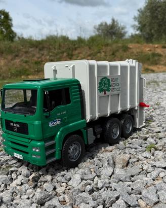 Camion spazzatura Man