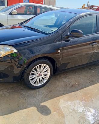 FIAT BRAVO 1.6 120 CV con gancio traino 