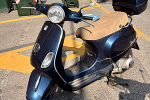 Vespa LX 150 i.e. – 2011 – Blu – Originale