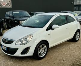 Opel Corsa Sport 1.2 Benzina Neopatentati 2012