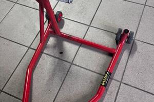 Cavallettti moto Bastef