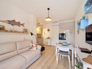 2 LOCALI A CASTELSARDO