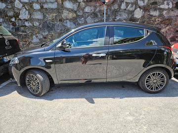 lancia Ypsilon 2021 benzina