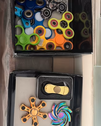 Fidget spinner