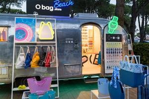 Airstream Land Yacht Safari 1962