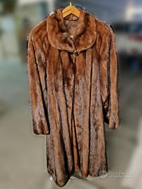 Cappotto lungo in vera pelliccia di visone marrone