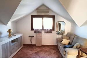 Mansarda di 50 mq con balcone