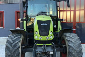 Claas Arion 540