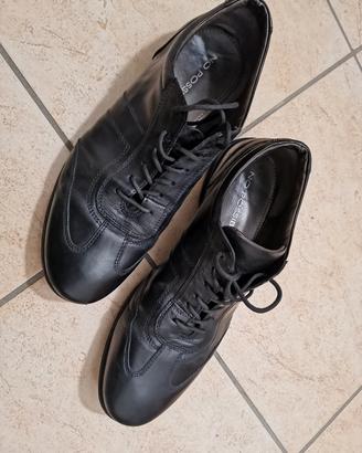 Scarpe nere in cuoio marca "No Possible" (tg. 41)