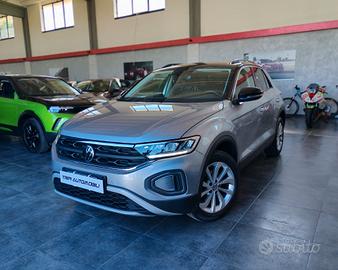 Volkswagen T-Roc 2.0 TDI Style 116 cv - PREZZO REA