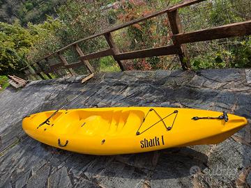 Canoa rigida monoposto