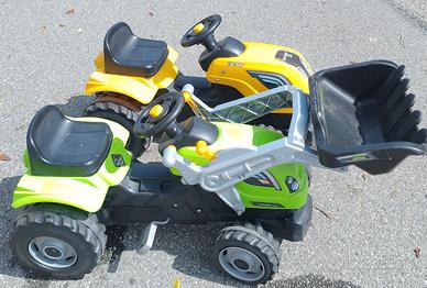 Coppia di trattori a pedali smoby farmer XL 
